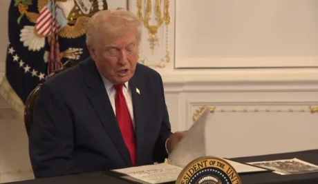 Donald Trump discutând despre un plan de negociere cu Iranul.