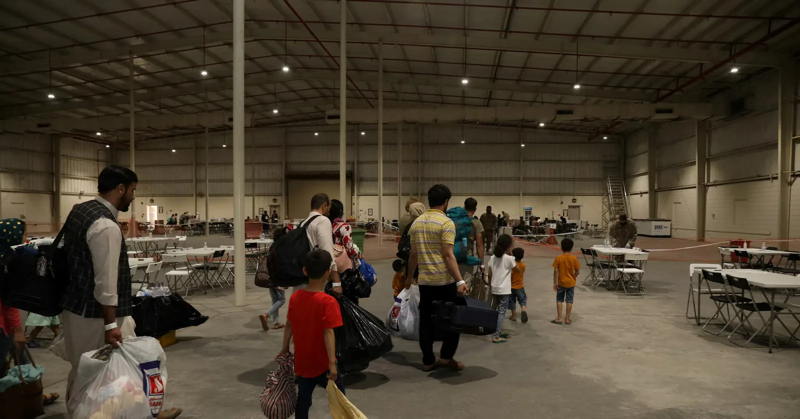 Refugiați afgani în drum spre un nou început în Congo.