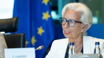 Christine Lagarde discutând despre politica monetară la BCE.
