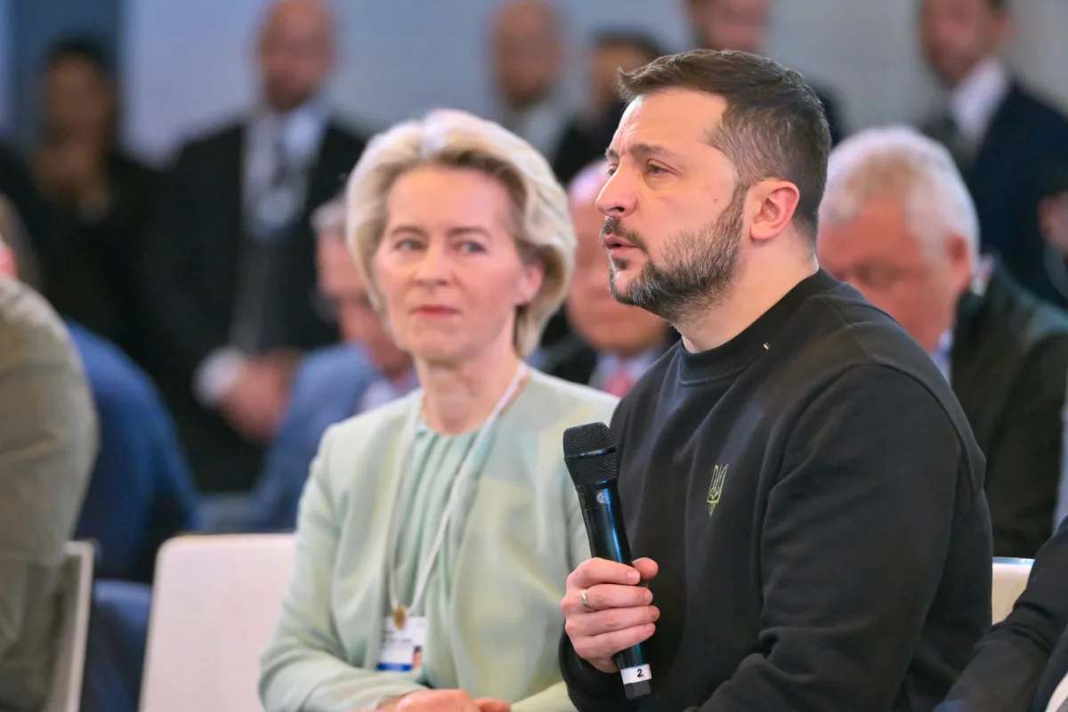 Lideri europeni discutând despre alegerile din Ungaria și impactul lor.