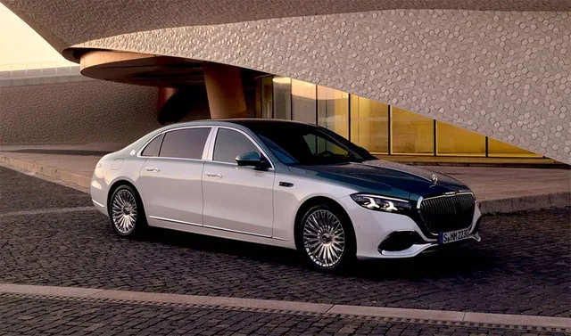 Noul Mercedes-Maybach S-Class facelift cu un design elegant.