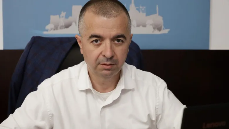 Primarul Ștefan Ilie discută despre impactul alertelor asupra turismului în Tulcea.