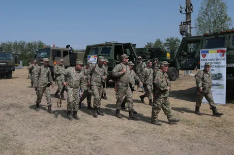 Rezervele armatei române participă la exerciții de mobilizare în județele Alba și Hunedoara.