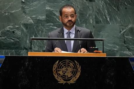 Ministrul Badr Albusaidi discutând despre negocierile nucleare cu Iranul.