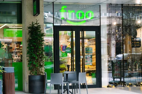 Noua locație Froo, parte a rețelei Zabka, în centrul orașului.