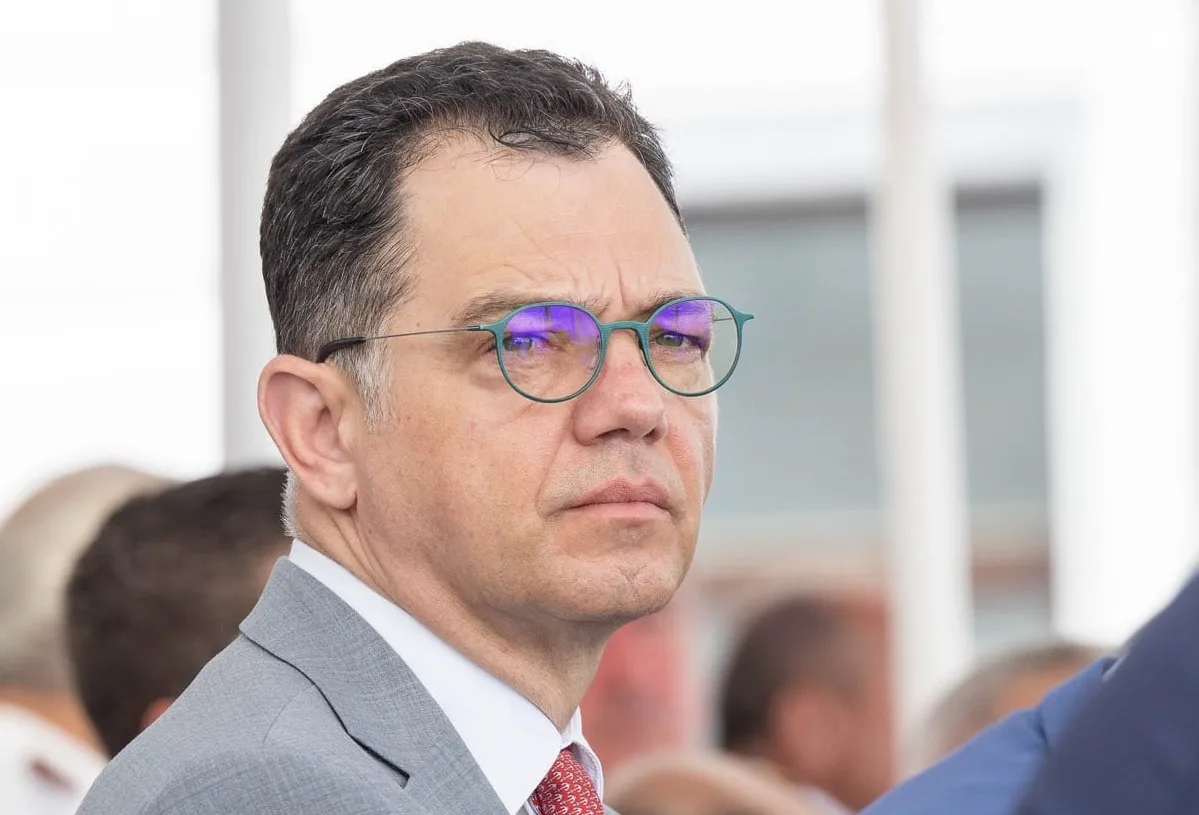 Ștefan Radu Oprea discutând despre pierderile financiare din PNRR.