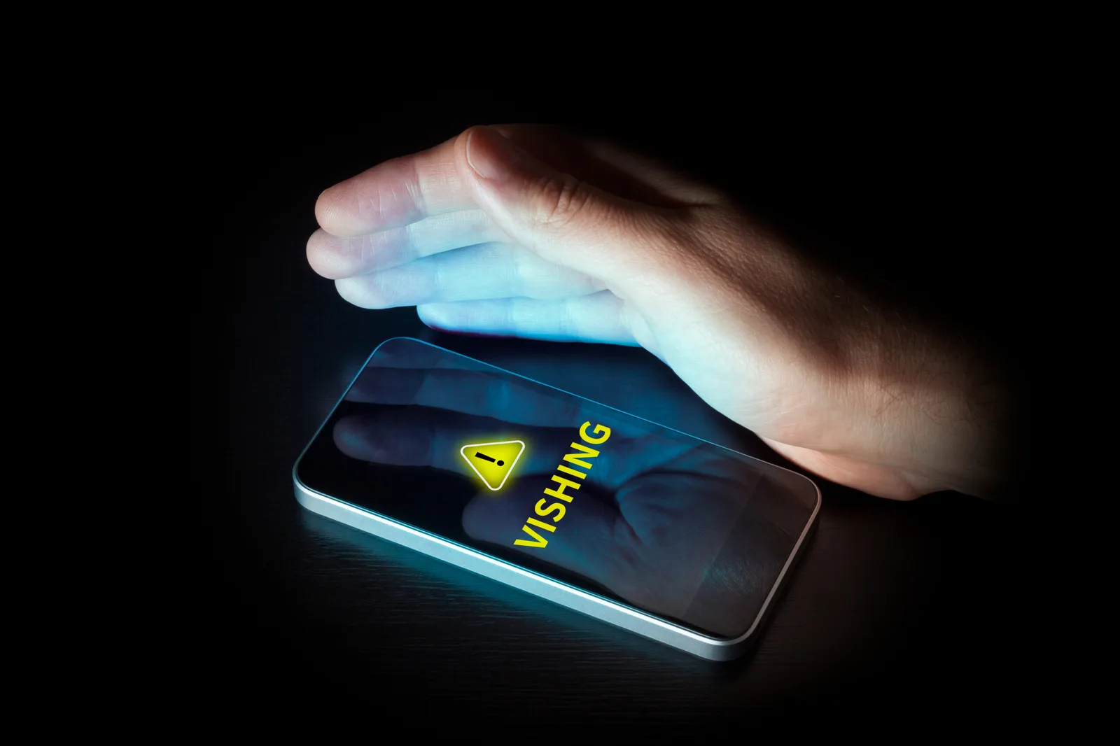 Atenție la apelurile false care solicită date personale.