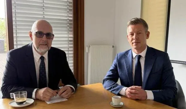 Întâlnire între liderii maghiari pentru sprijinirea comunităților din Transilvania.