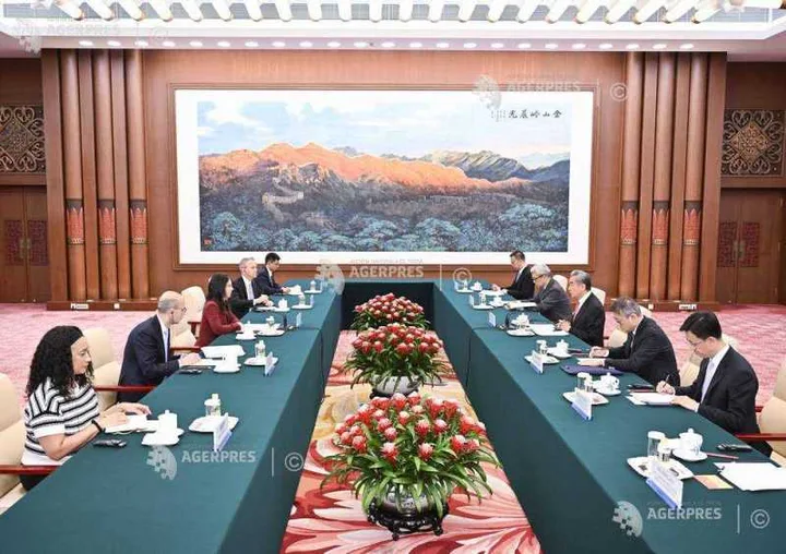 Întâlnire oficială în cadrul ONU pentru promovarea cooperării internaționale.