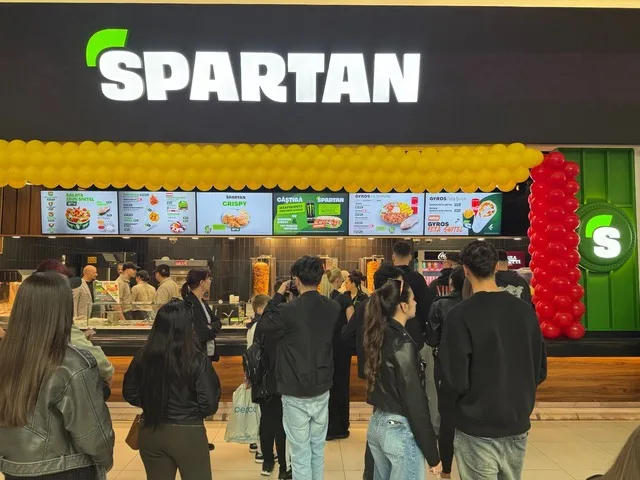 Noua unitate Spartan din Râmnicu Vâlcea atrage mulți clienți la deschidere.