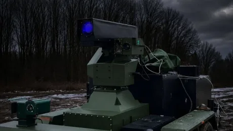 Sistem laser anti-dronă Tryzub în testare, destinat interceptării dronelor rusești.