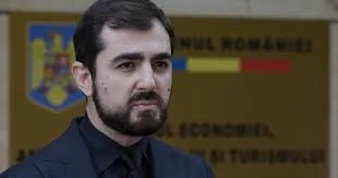 Claudiu Năsui critică măsurile economice ale lui Sorin Grindeanu.