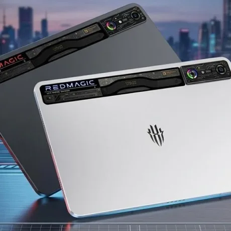 Tableta Red Magic Gaming 5 Pro, dedicată gamingului, cu design modern și specificații avansate.