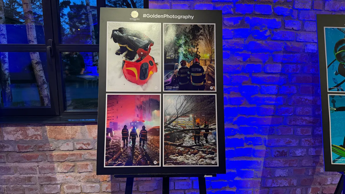 Fotografii diverse expuse la evenimentul Motorola din București.