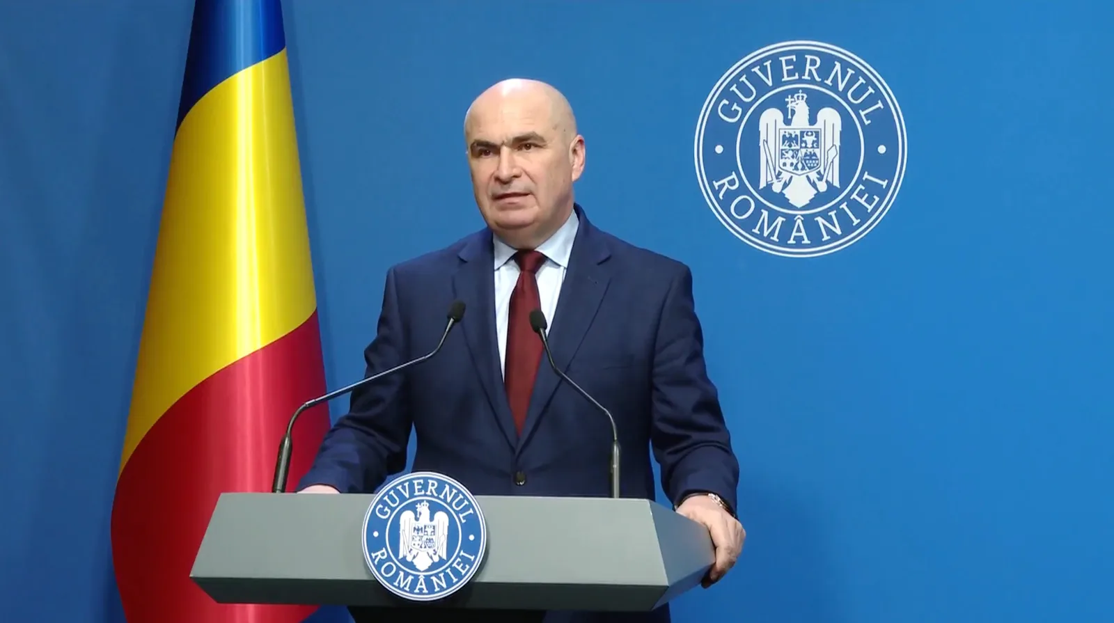 Premierul discută despre reforma administrației și măsurile economice propuse.