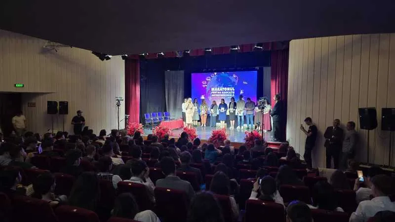 Eveniment dedicat educației antreprenoriale, cu participarea tinerilor și antreprenorilor.