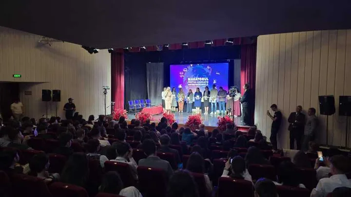 Eveniment dedicat educației antreprenoriale, cu participarea tinerilor și antreprenorilor.