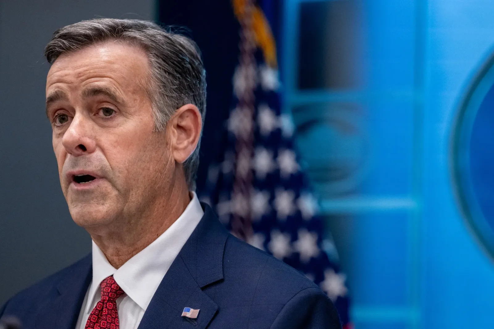 John Ratcliffe discută cu oficiali cubanezi despre relațiile SUA-Cuba.