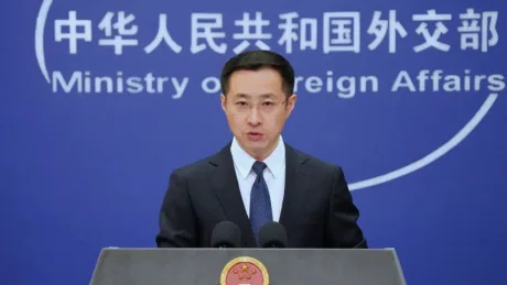 Reprezentant chinez discutând despre securitatea navigației în Strâmtoarea Ormuz.