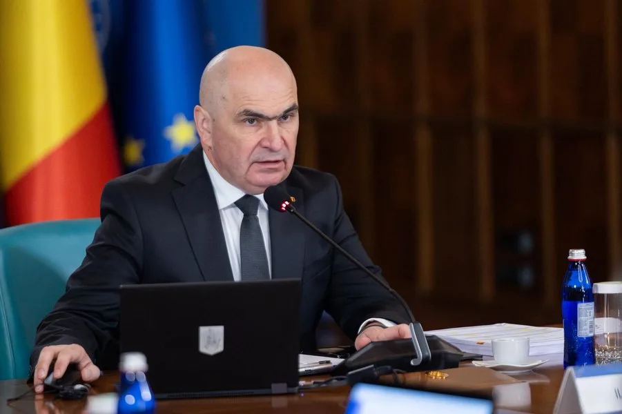 Ilie Bolojan discutând despre viitorul guvernului minoritar în România.