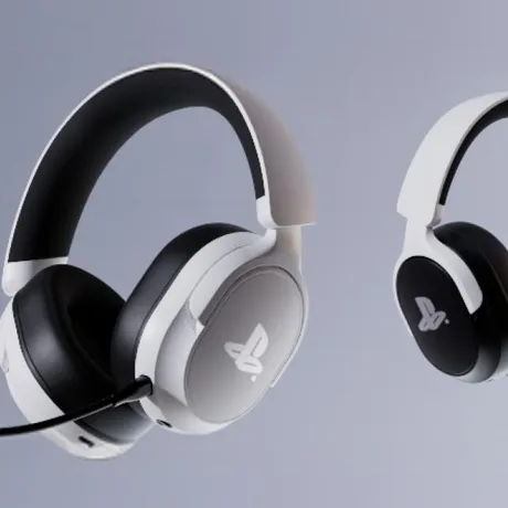 Căști wireless pentru gaming, cu design modern și confort sporit.