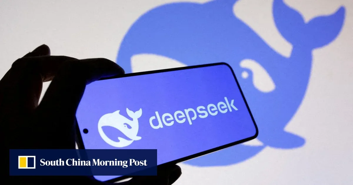 Logo-ul DeepSeek pe un ecran, evidențiind competiția în domeniul AI.