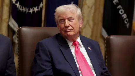 Donald Trump discută despre negocierile cu Iranul și impactul asupra SUA.