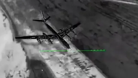 Atac cu drone asupra unui aerodrom din Taganrog, avioane distruse.