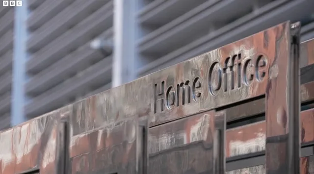 Investigarea unei industrii ilegale de azil în Marea Britanie.