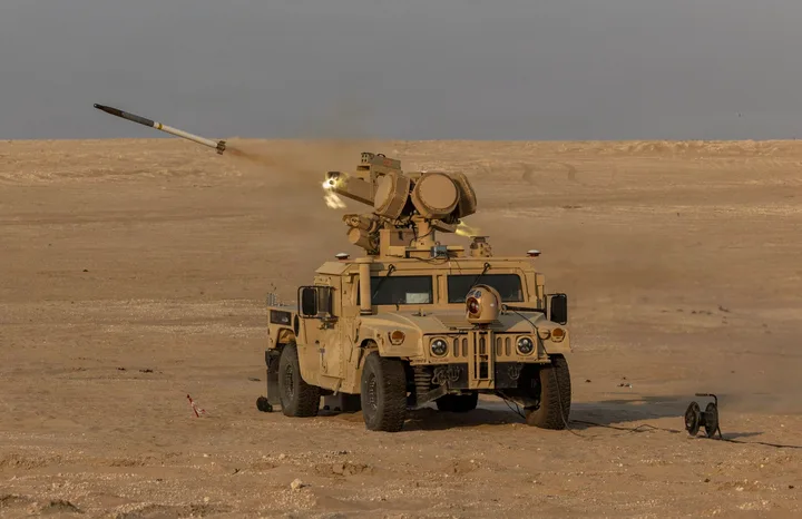 Sistem antidronă EAGLS în acțiune în Orientul Mijlociu, protejând forțele americane.