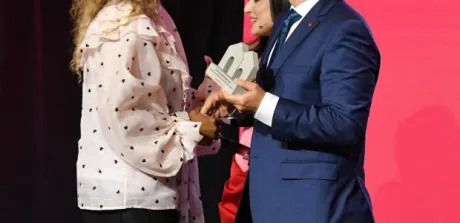 Premiile Imobiliare.ro 2025 recunosc excelența agențiilor imobiliare din România.