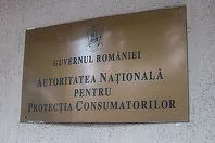 Placă informativă a Autorității Naționale pentru Protecția Consumatorilor.