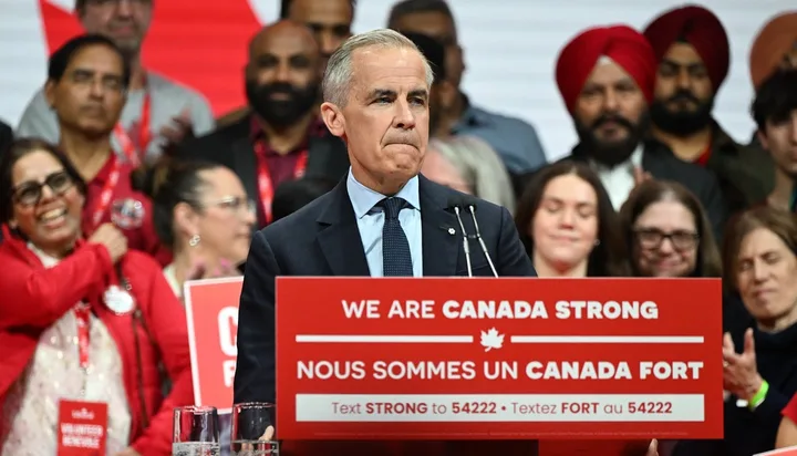 Lideri canadieni și nordici discutând despre cooperarea în Arctica.