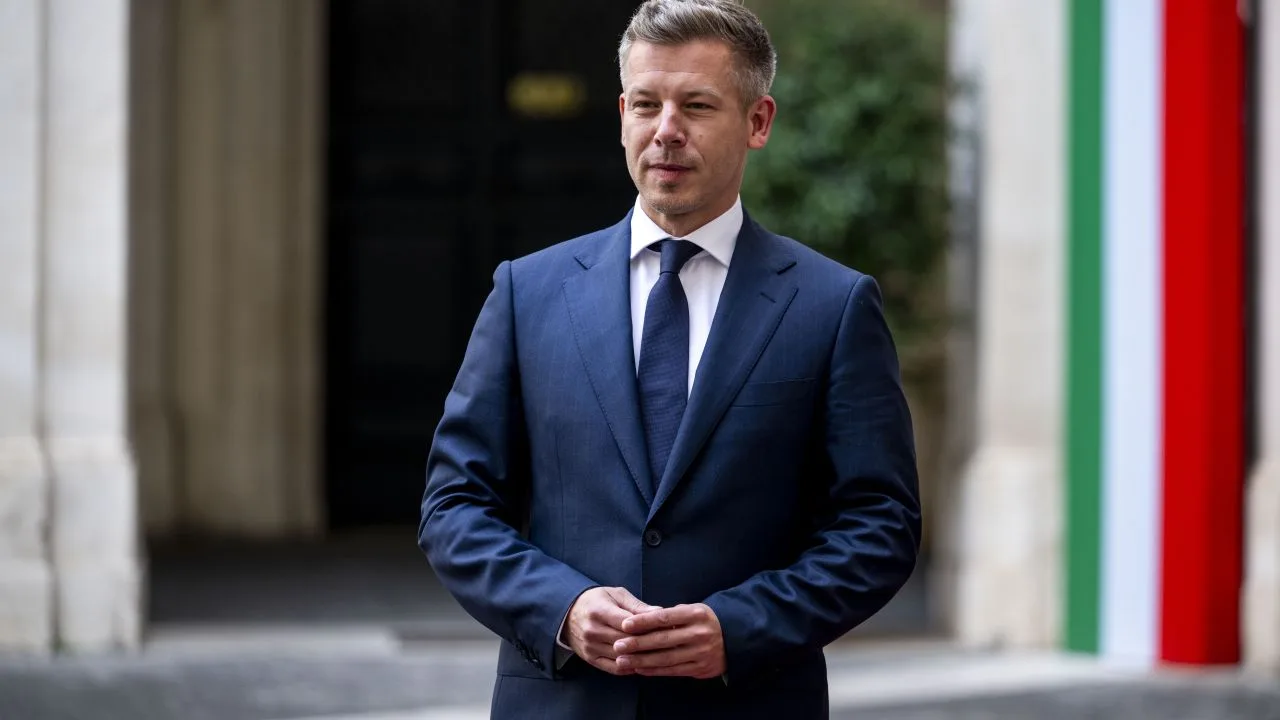 Premierul ungar Peter Magyar discutând despre fondurile europene la Bruxelles.