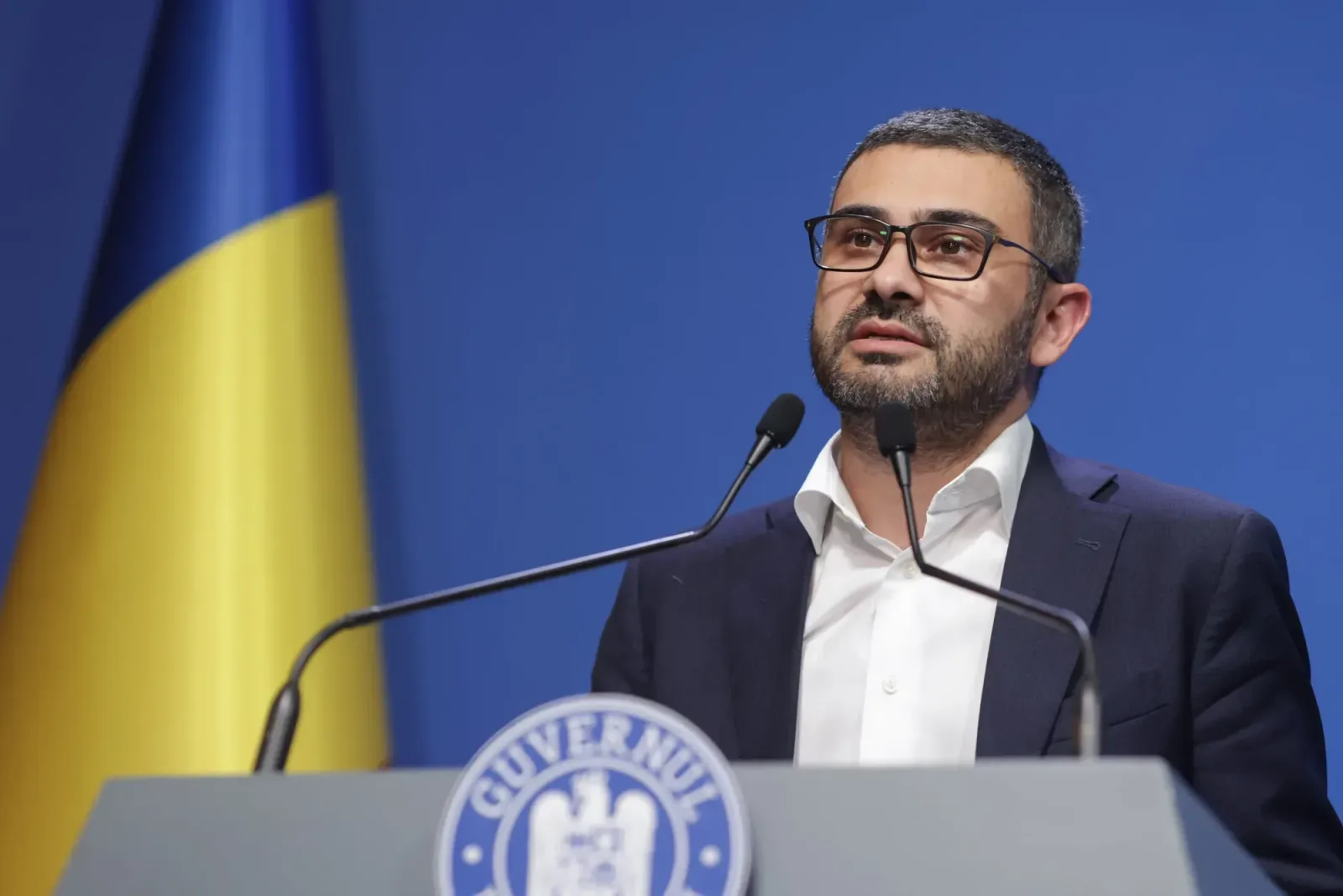 Dragoș Pîslaru susține reforma salariilor demnitarilor la conferință.