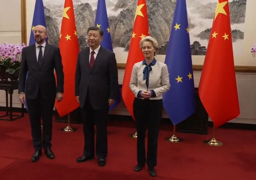 Lideri europeni și chinezi discută despre relațiile comerciale și geopolitice.