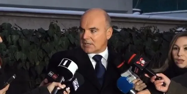Rareș Bogdan discută despre viitorul politic al PNL și opțiunile de guvernare.