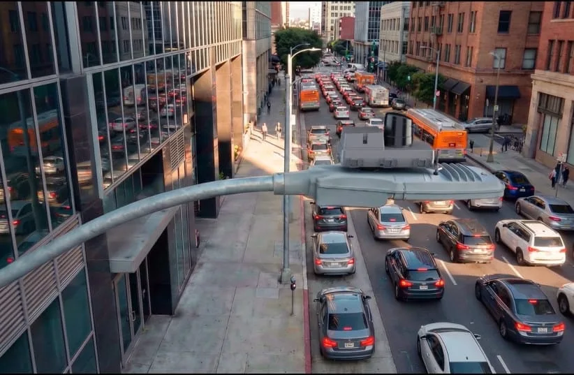 Vedere dintr-o zonă urbană aglomerată din Los Angeles.