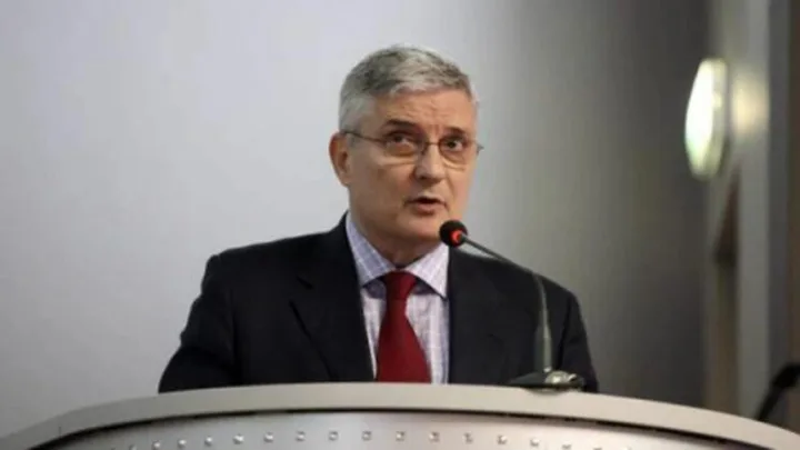 Daniel Dăianu discută despre criza politică și impactul asupra piețelor financiare.