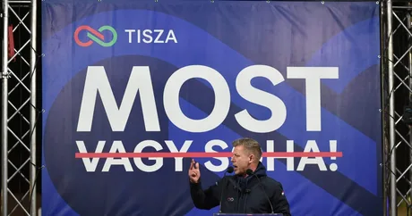 Péter Magyar susține reformele în apărarea Ungariei pentru o mai bună colaborare cu NATO.