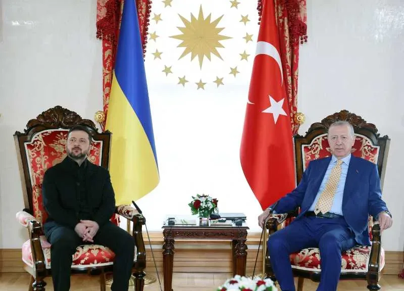 Zelenski și Erdogan discutând despre sprijinul Turciei pentru Ucraina.