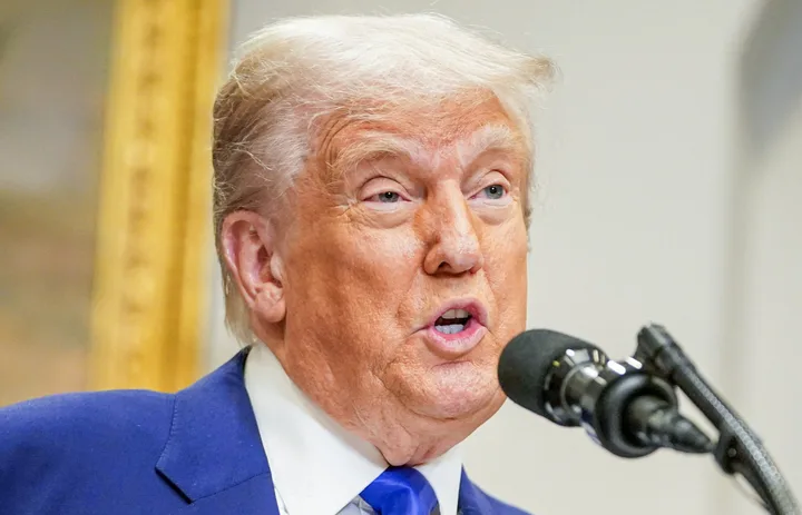 Donald Trump discutând despre extinderea arsenalului nuclear al SUA.