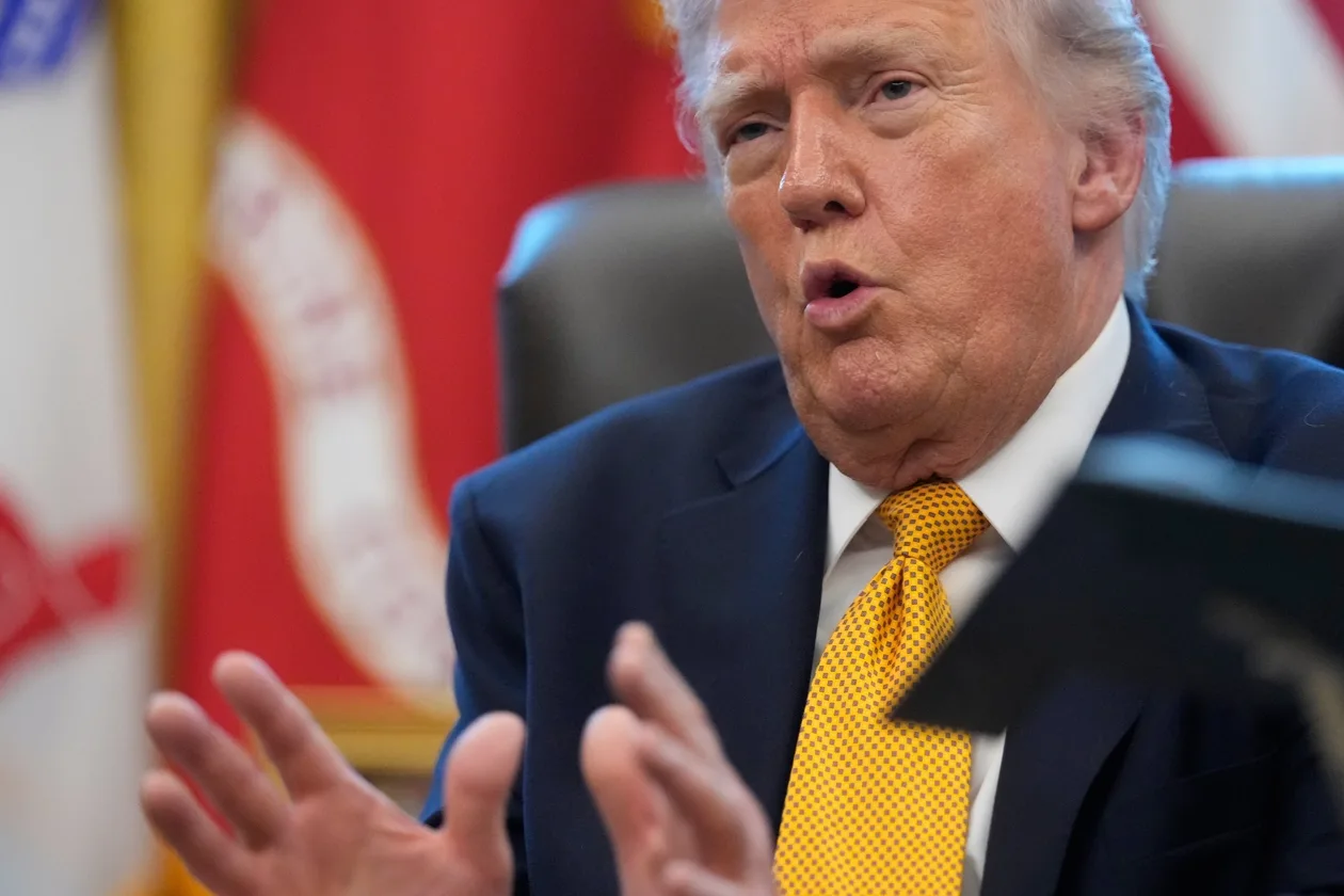 Donald Trump discută despre situația economică din Cuba și posibile intervenții.