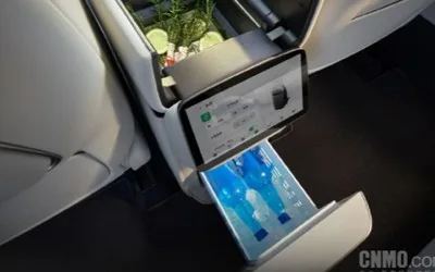 Frigider auto cu două uși, tehnologie avansată de sterilizare și răcire eficientă.