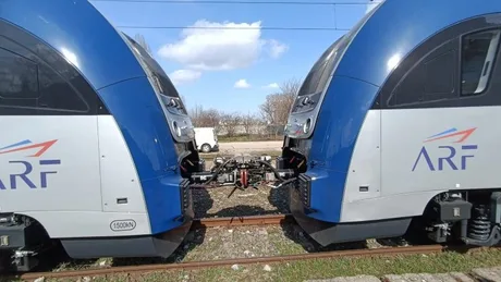 Trenuri moderne PESA nefolosite din cauza lipsei halelor de mentenanță.