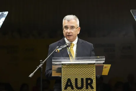 Petrișor Peiu discută despre majoritatea parlamentară necesară pentru guvernare.