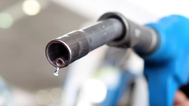 Prețurile carburanților în România sunt mai mici decât media europeană.