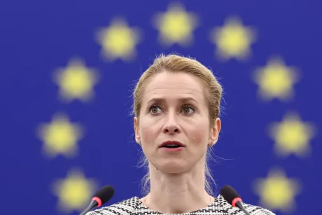 Kaja Kallas discută despre unitatea Uniunii Europene la o conferință internațională.