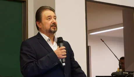 Consultări politice la Cotroceni pentru stabilizarea situației economice.