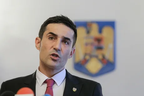 Claudiu Manda discută despre moțiunea de cenzură și viitorul guvernării.